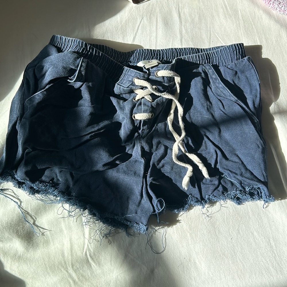 Shorts - Picture 1 of 1